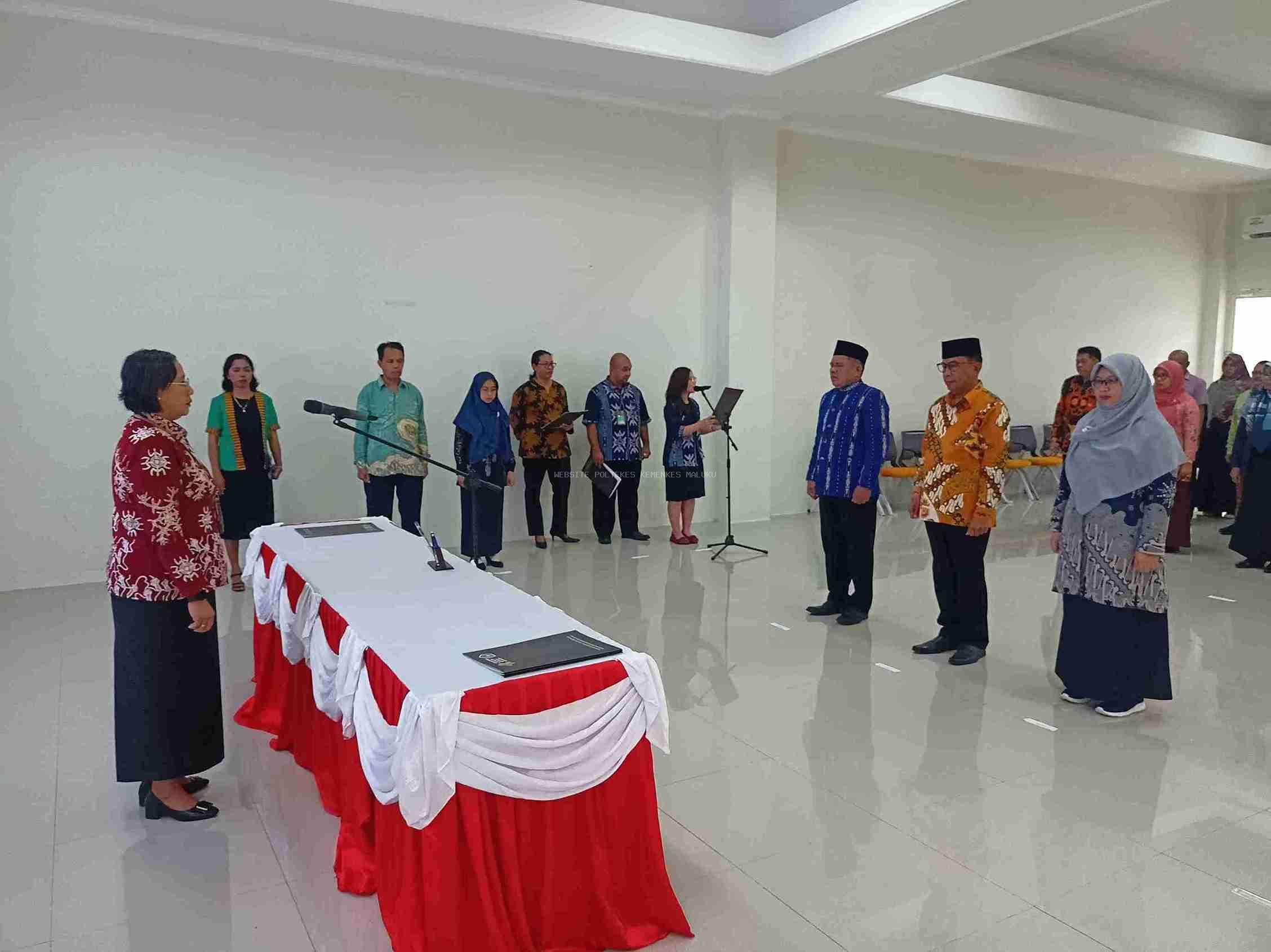 PELANTIKAN WAKIL DIREKTUR  POLTEKKES KEMENKES MALUKU